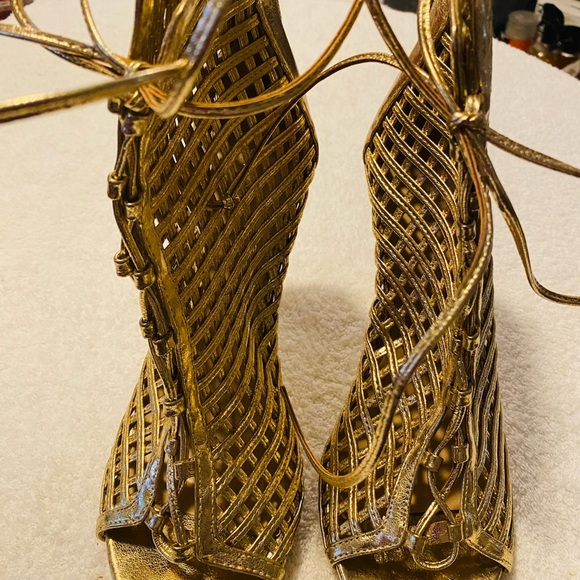 Brand New Ankle Heels By SHOEDAZZLE - Size 10 - Heel Height 5 Inches - Picture 4 of 7